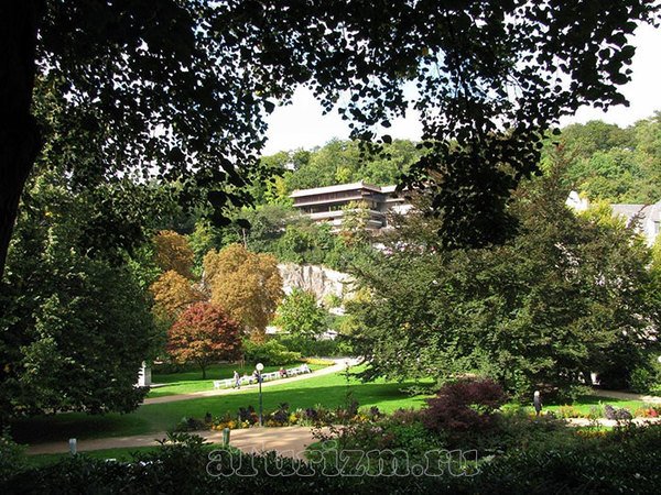 dostoprimechatelnosti-karlovy-vary (8)