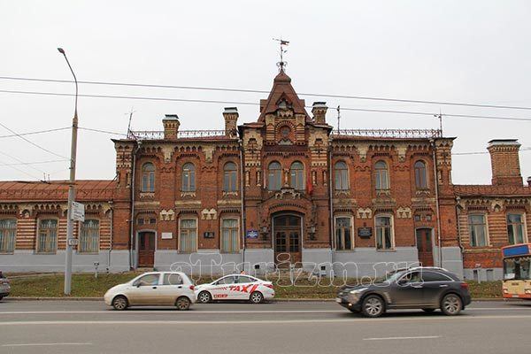 Здание ремесленного училища им. И.С. Нечаева-Мальцова