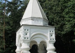 Федоровская-часовня-Крест-Часовня-Крест-на-месте-рождения-сына-Ивана-Грозного-царевича-Федора